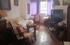 propun spre vinzare apartament in vila conpusa din P+1E=M - 3