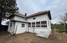 Casă cu anexe de vânzare în Sat Roșiori, Comuna Vânători, jud. Mehedinți - 1