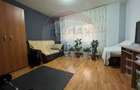 Apartament  cu 3 camere de vanzare 1 Mai - 5