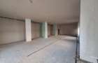 Spatiu Comercial - Bloc Nou - Stradal - 560 mp - 8 parcari - 4