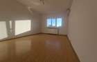 Navodari (Sud)- 2 camere decomandate, centrala gaze, liber -65.000euro - 2