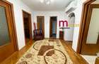 Apartament 3 camere,str.Victoriei,etaj 1,90 mp - 4