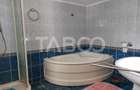 Casa de vanzare cu 2 apartamente separate si teren 544 mp Cisnadioara - 8