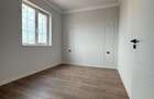 Duplex despartit prin camera tehnica - 4 camere Toate Utilitatile - 11