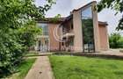 Casa la Padurea Rosu 650 Mp + Teren ideal Activitati Comerciale/Birouri - 1