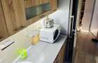 Proprietar inchiriez apartament complet mobilat si utilat, la prima chirie - 10
