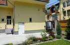 Casa recent renovata  .str. Avram Iancu, curte 300 mp, 3 parcari, zona centrala - 17