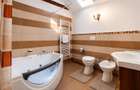 Hotel 3* + Pensiune 4*, piscina, teren tenis, 6.200mp parc privat +, Sanpetru, B - 24