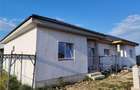 Duplex pe plan - asfalt - canalizare - personalizare interioara - 5