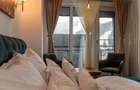 Apartament unic in PREDEAL – LUX, vedere la partie cu terasa si parcare - 8