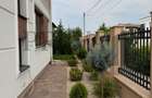 Casa modernă cu garaj, 5 camere, 4 bai, terasa, Dumbrăvița