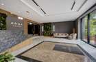 Walk to Cambridge School. Work from the Residents' Lounge. Relax by the Pool. - 20