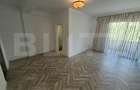 Spațiu comercial de inchiriat, format din 4 apartamente, 250 mp, zona Dva. Nord - 11