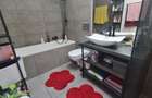 Duplex minimalist cu piscina