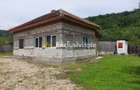 Casa de terminat in Bascov-Valea Ursului, Strada Salcamilor - 2