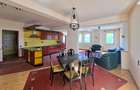 Vila 7 camere, ultracentral, zona AFI Mall, 3 parcari private, curte,0% comision - 2