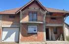 CASA CU ETAJ DE VANZARE LA GRI LA 12 KM DE ARAD ZIMANDUL NOU - 1