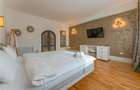 FILM& 3D! Vila high tech, cu semineu, jacuzzi, terasa, 10 camere, Central, Braso - 3