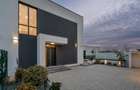 CERNICA,VILA INDIVIDUALA,5 CAMERE,453 MP,TEREN 587 MP,PISCINA,DESCHIDERE LAC - 11