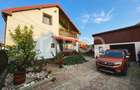 Casa individuala de vanzare cu 5 camere 166mp si garaj Selimbar - 1