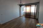 Apartament 3 camere semidecomandat de vânzare – Micro 16 - 4