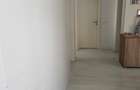 Vând apartament 3 camere - 2