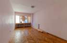 Apartament 3 camere transformat in 2 camere – Bd. Cosminului - 3