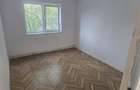 Decomandat cu 2 bai la etajul 2  renovat - 12