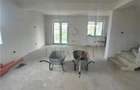Duplex spatios - zona foarte buna - 5 camere - teren mare - 9