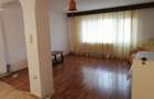 Vand apartament 3 camere cu spatiu generos - 2