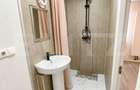 Imobil de vânzare cu 4 apartamente, birou la parter și proiect pentru 6 apartame - 6