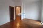 Vanzare apartament 3 camere -  Victoriei Str. Occidentului - 4