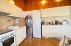 Casa superba central Valenii de Munte, curte 2031mp - 6