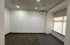 Spatiu comercial in zona Apusului/Commercial space in the Apusului area - 2
