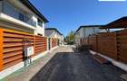{Primarie} Vila 3 camere - 3 bai | Teren 210 mp - 1