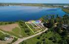Vanzare teren intravilan 2100 mp deschidere lac Cernica - 1