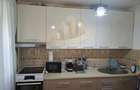 Apartament 2 camere Bloc din 1980 Etaj 1 / 4 Centrala Proprie - 10