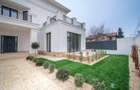 Pipera : Vila impresionanta, teren generos, locatie de exceptie ! - 3