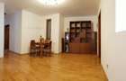 Piata Alba Iulia - Unirii, adiacent, apartament in vila - 6