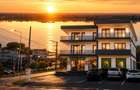APARTAMENT SPATIOS CERNICA(LANGA LAC) - 1