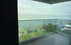 Vând apartament spațios cu 3 camere, situat în stațiunea Mamaia - 1
