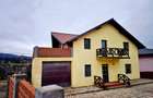 Casa de vanzare individuala cu garaj in Bucium - 1