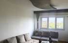 De vanzare apartament 4 camere Crangasi - 2