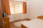 Ofer spre inchiriere apt. 2 camere, decomandat, cartier Zorilor, cu garaj. - 2