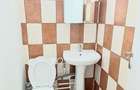 Apartament 3 camere DECOMANDAT, TARGU CUCU 550 euro, 76 MP - 9
