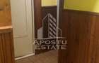 Apartament 3 camere , Centrala Proprie , Zona Aradului - 4