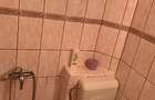 Închiriez 2 camere din care una la mansarda - conditii bune.    - 7