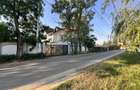 Casă spațioasă și versatilă în Păsărea (Brănești) - 44