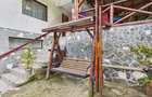 Pensiune/casa montană 9 camere în Dâmbovicioara, comision 0% - 20