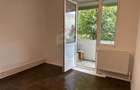 Apartament cu 4 camere de vânzare Roman central - 3